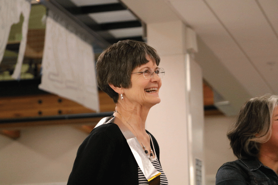 Front+Office+Coordinator+Linda+Smith+smiles+at+her+retirement+party+thrown+by+UPrep+Faculty+Members.