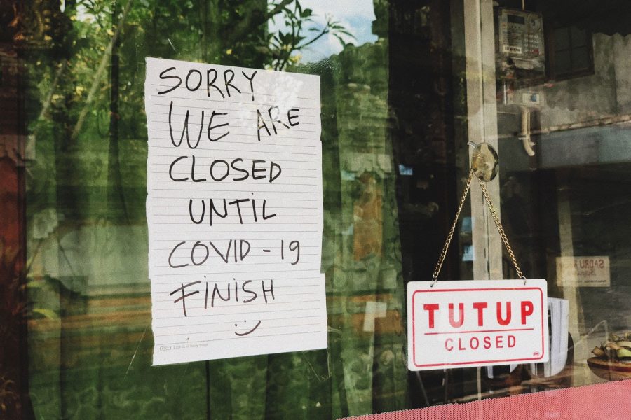 A local Restaurant is forced to close its doors due to Covid-19.