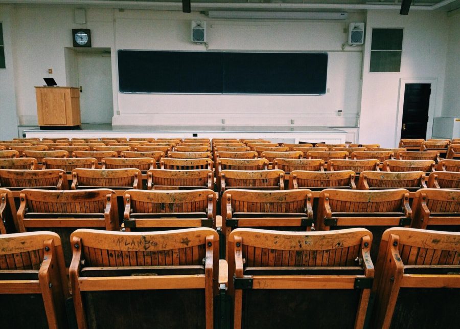 A picture of a community college classroom. (Pixabay/Pexels)