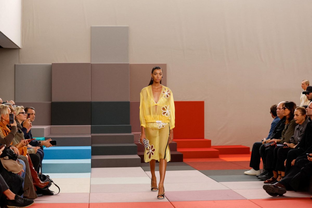 2025-09-24T170750Z_1_LYNXNPEL8N0UX_RTROPTP_4_FASHION-MILAN-FENDI