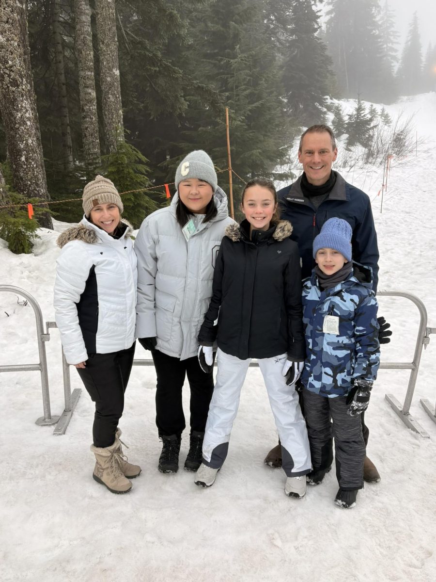 Seen in this photo are Christine Liang (Taiwan) and Scarlett Clifton and Family.